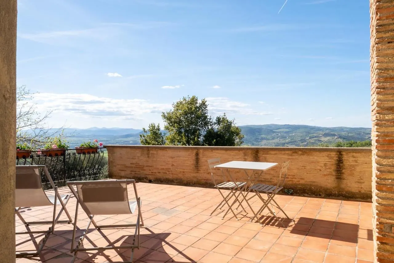 Podere Montale Winery Seggiano Italien